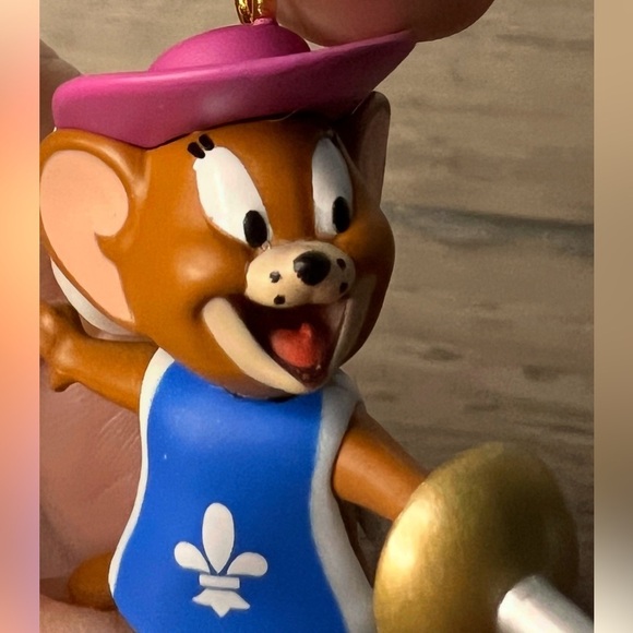 Hallmark NEW 2011 “Two Mouseketeers” Tom and Jerry- 2 Christmas Ornaments - Picture 10 of 11